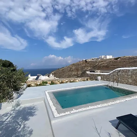 Petrinaki Mykonos Town